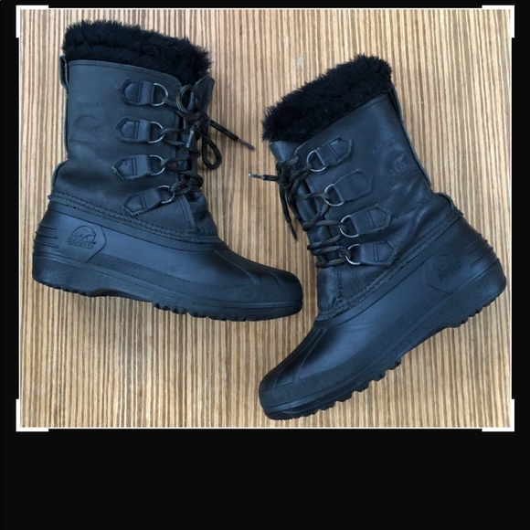 Sorel Badger Faux Fur Insulated Winter Boots - Picture 6 of 8